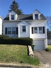 Building Photo - 205 Chipman St