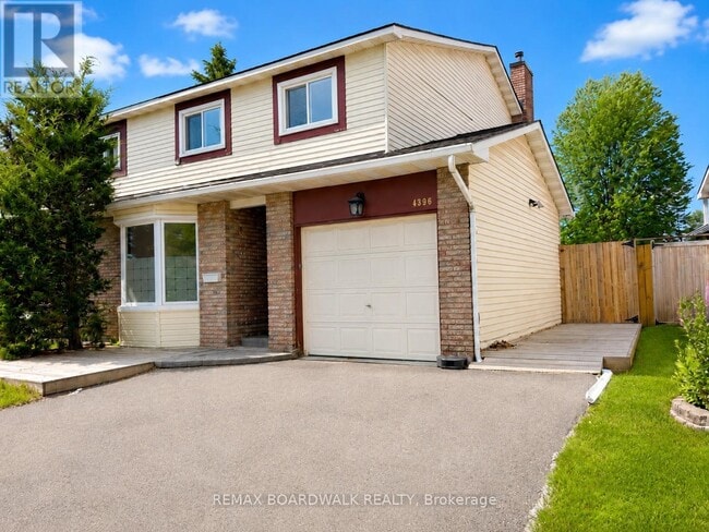 Building Photo - 4396 Whittaker Crescent