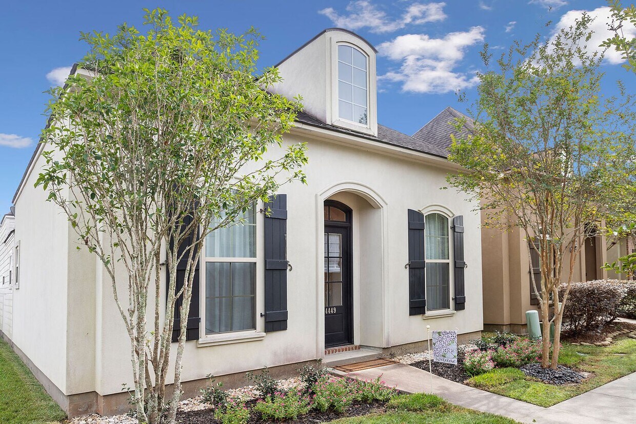 Beautiful 4 Bed, 2 Bath home - Beautiful 4 Bed, 2 Bath home