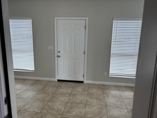 Foto del edificio - 313 Carlos G Parker Blvd NW