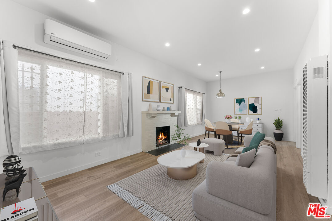 Foto principal - 33 Wavecrest Ave