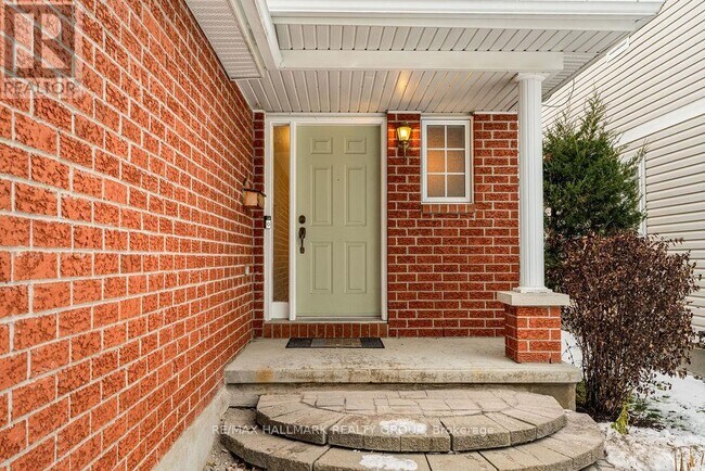 Photo du bâtiment - 128 Boulder Way