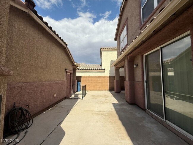 Foto del edificio - 8781 Parsons Ridge Ave