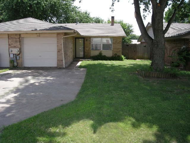 Primary Photo - 1110 Swan Lake Rd