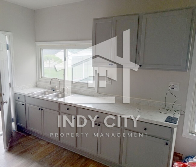 Foto del edificio - 1015 S Sheffield Ave