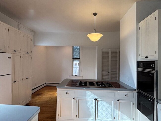 Foto del edificio - 462 Holly Ave