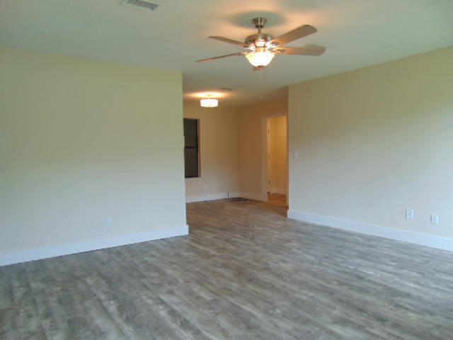 Foto del edificio - 1952 Co Hwy 3280