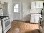 large kitchen - 816 Pacific St