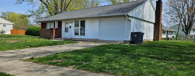 Building Photo - 254 Prince of Wales Dr