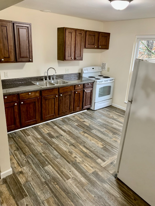 Photo - 139 Hendricks Blvd Apartment