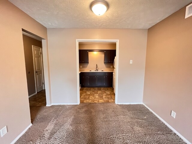 Foto del edificio - 7100 Van Dorn St