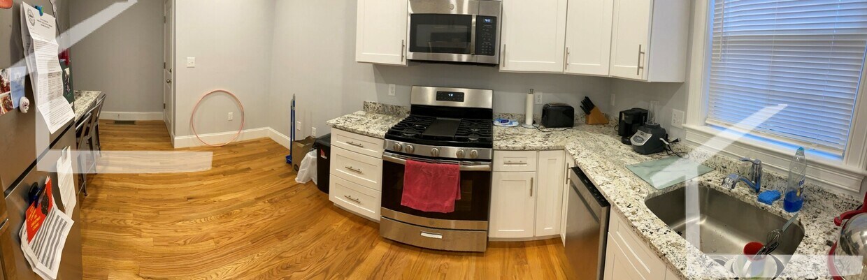 Primary Photo - 2A Islington St