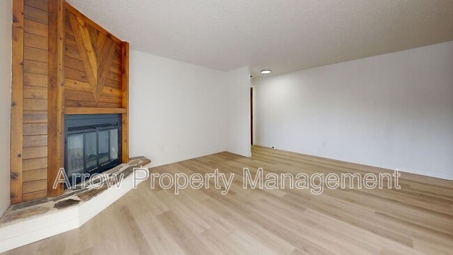 Foto del edificio - 203 E Arbor Ave