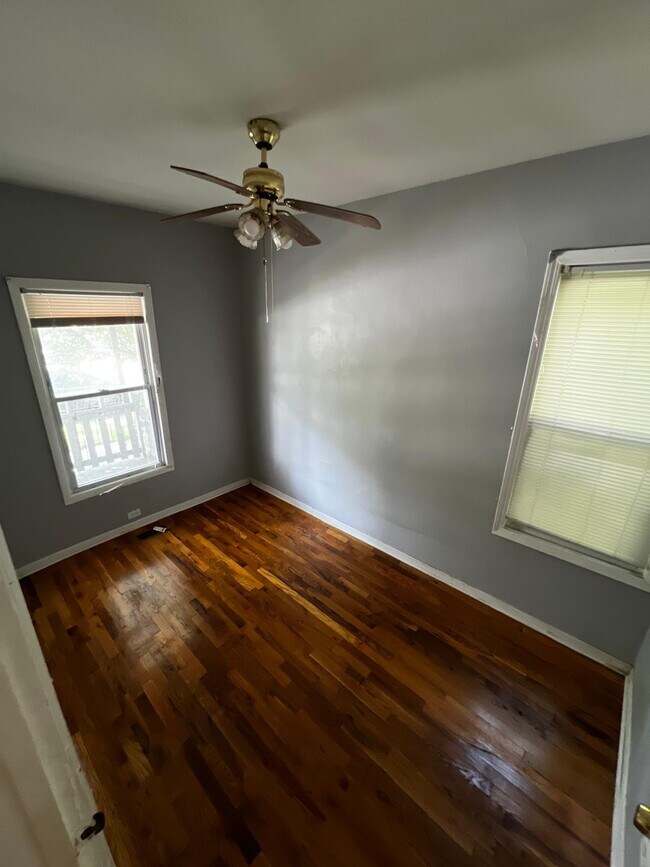 Foto del edificio - Affordable 2BR/1BA Apartment