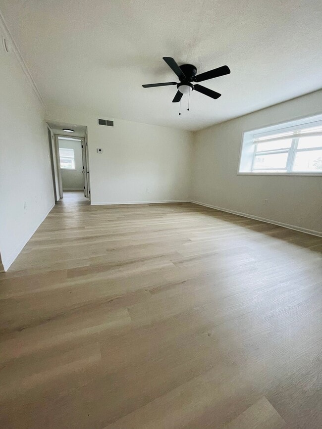 Photo - 13214 Bunn Cir Apartment