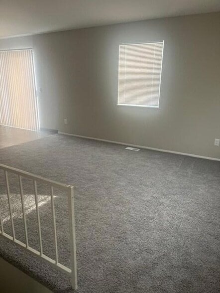 Building Photo - 310 Admiral Ave