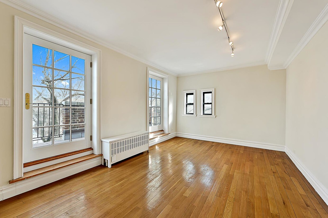 2475 Palisade Ave Unit 5B, The Bronx, NY 10463 Room for Rent in The