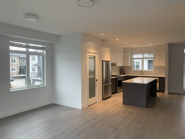 Building Photo - 2070 Oak Meadows Dr