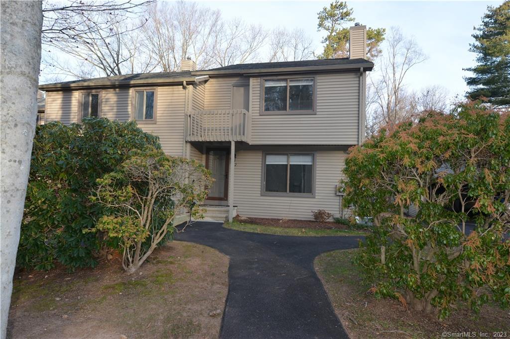 12 Hitching Post Ln Unit 12, Glastonbury, CT 06033 Condo for Rent in