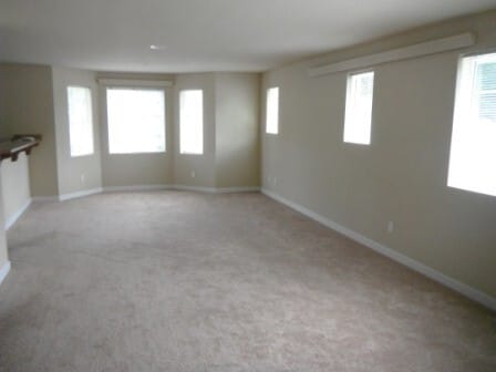 Building Photo - 1613 Burnside Pl