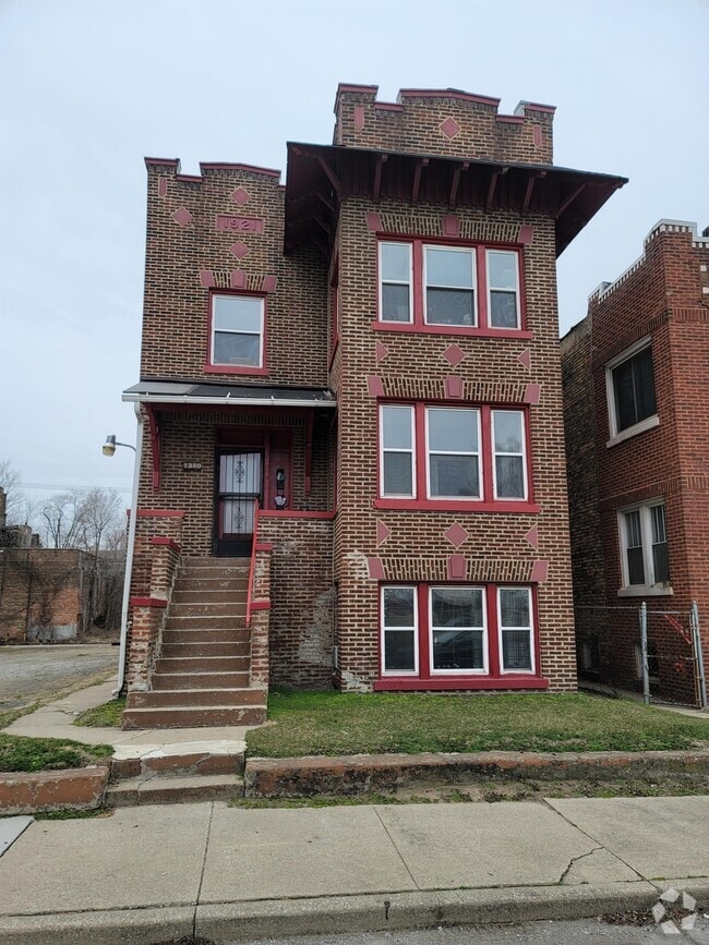 Building Photo - 1380 Jackson St