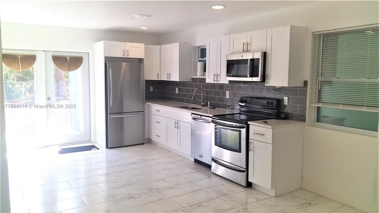 Foto principal - 710 52nd St