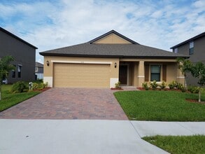 Building Photo - 1536 Fuji Dr