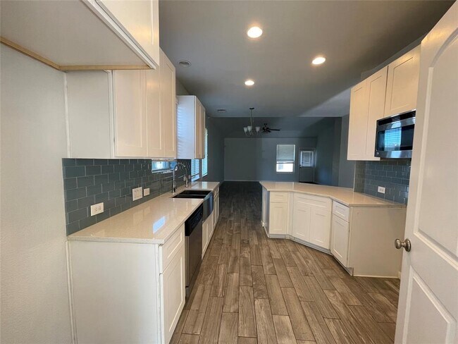 Foto del edificio - 17118 Fable Springs Ln
