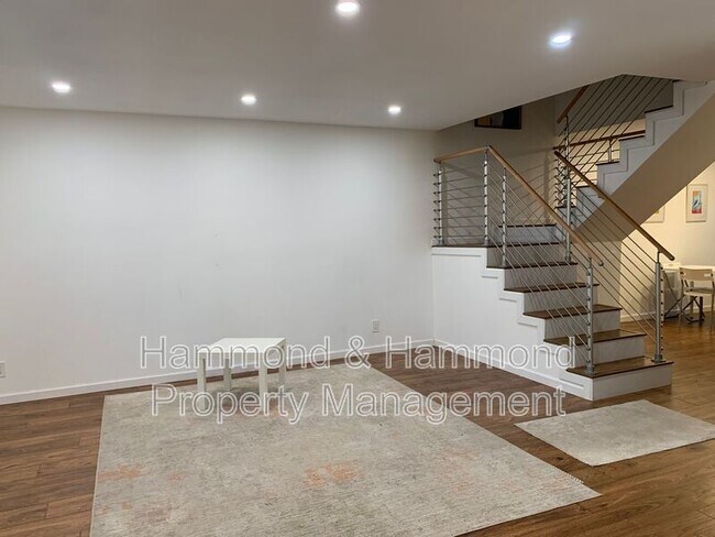 Foto del edificio - 4075 Liberty Canyon Rd