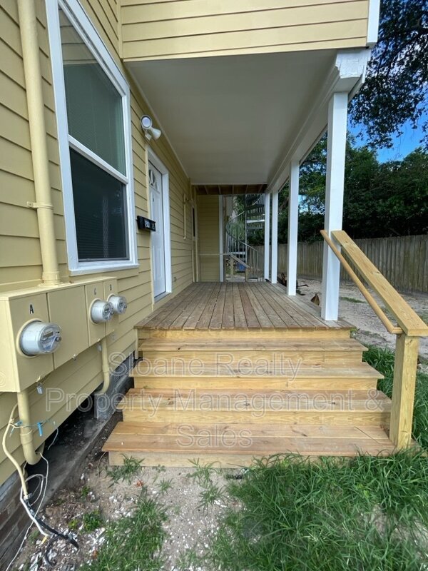 Building Photo - 89 B Folly Road Blvd