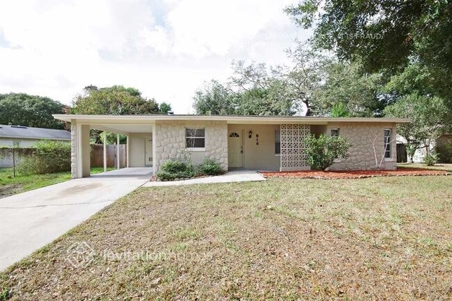 Building Photo - 816 Walnut Pl