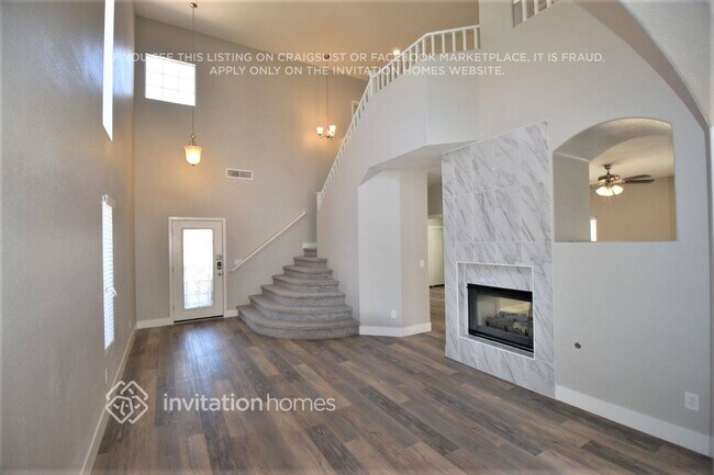 Building Photo - 3933 Country Lights St