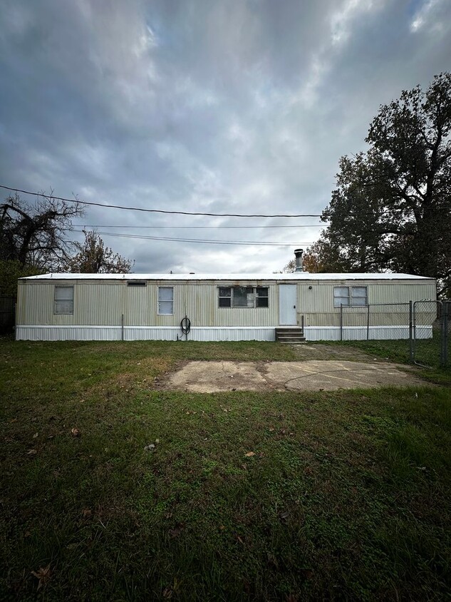 Primary Photo - South Bossier 2 Bedroom 2 Bathroom