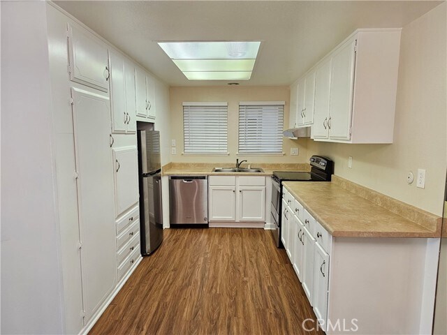 Building Photo - 2275 Via Mariposa E