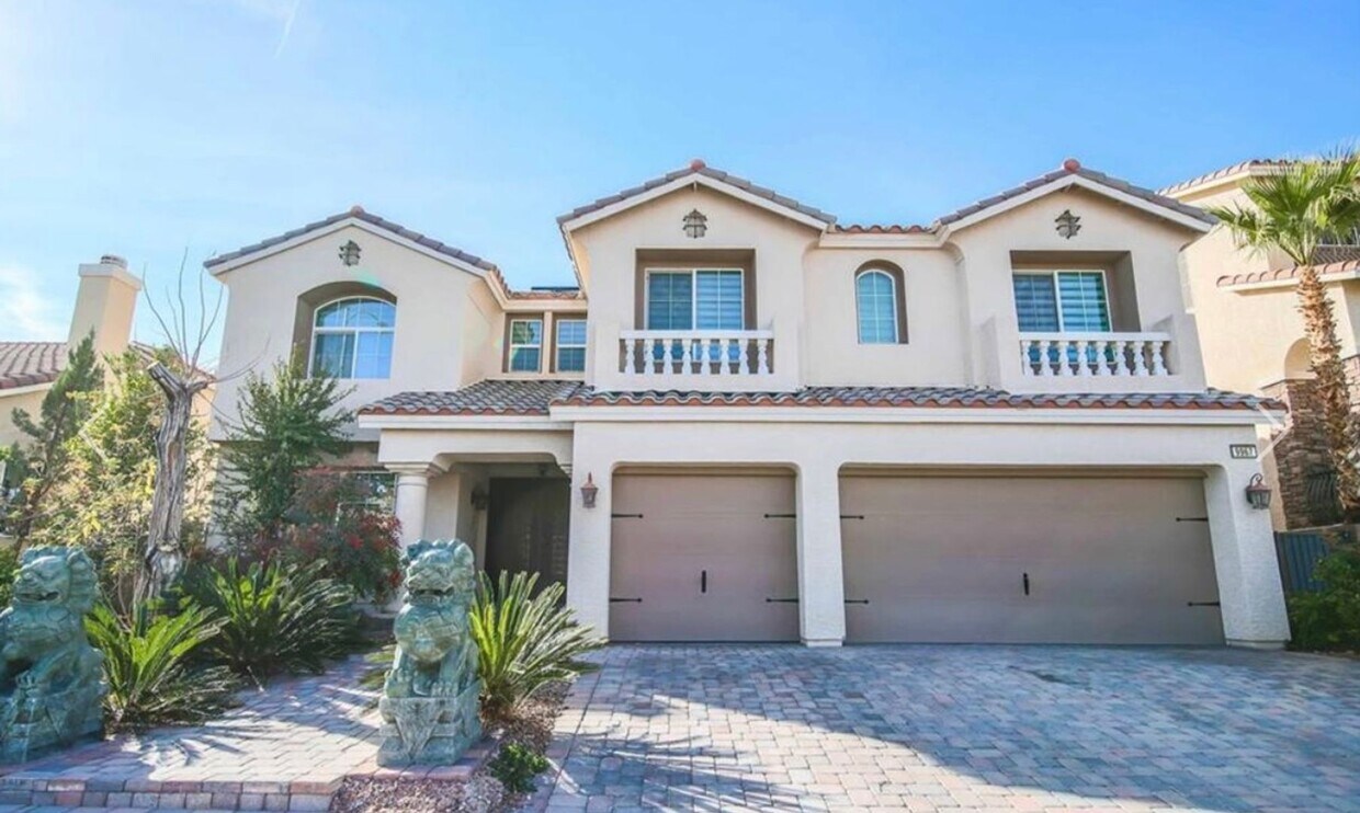 Primary Photo - 4 Bedroom House