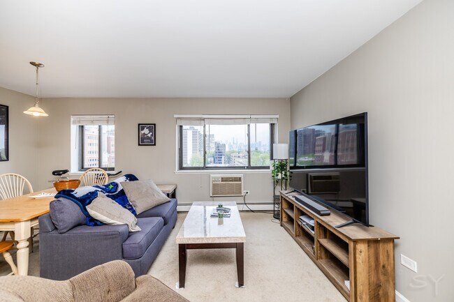 Foto del edificio - 607 W Wrightwood Ave