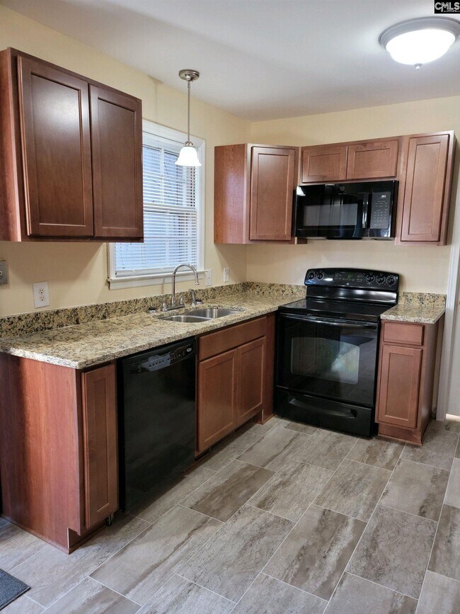 Building Photo - 1824 Sapling Dr