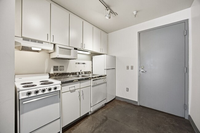 Interior Photo - Whiteway Apartments