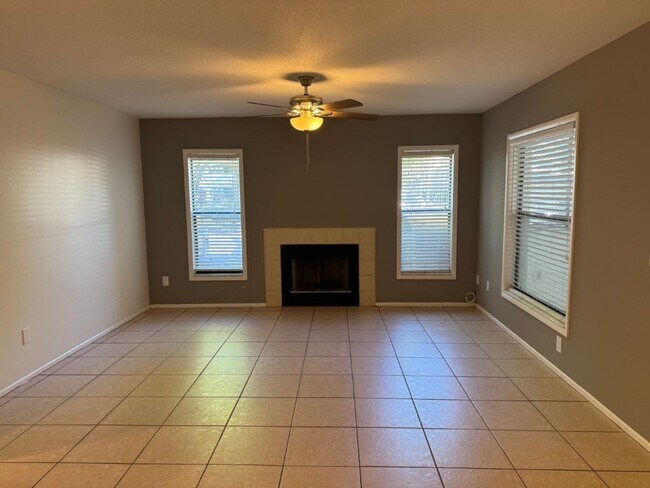 Foto del edificio - 3166 S Semoran Blvd