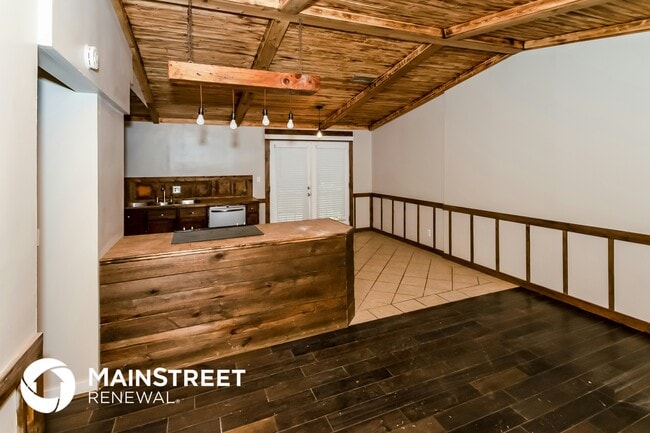 Building Photo - 1009 Timber Brook Cir