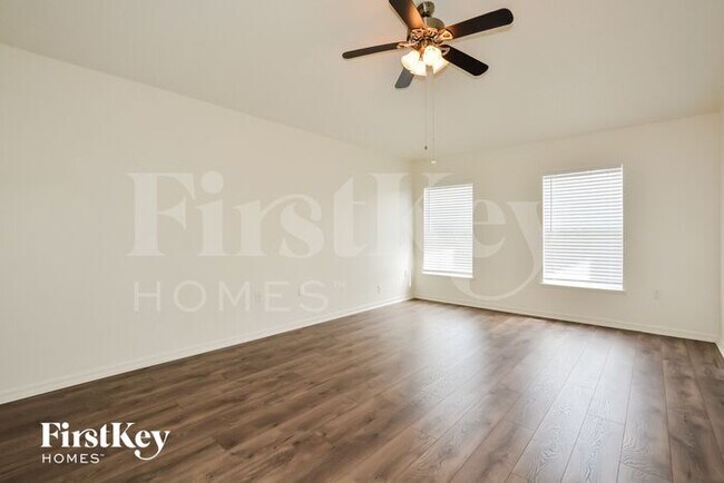 Foto del edificio - 1429 Lodge Terrace