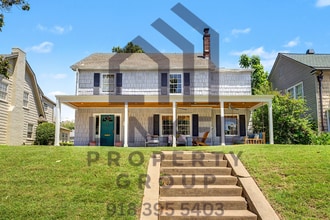 Building Photo - 2523 S Cincinnati Ave