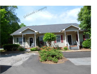 Building Photo - 207A Hillandale Rd