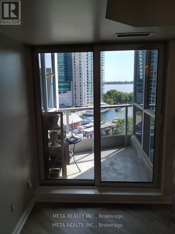 Photo du bâtiment - 208 Queens Quay W
