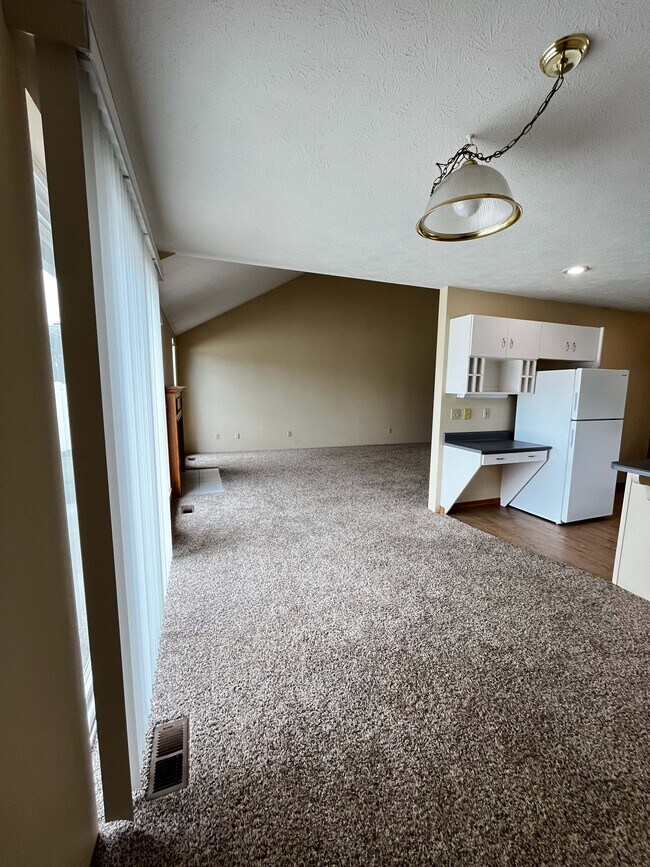 Foto del edificio - 723 E Sitka Ave