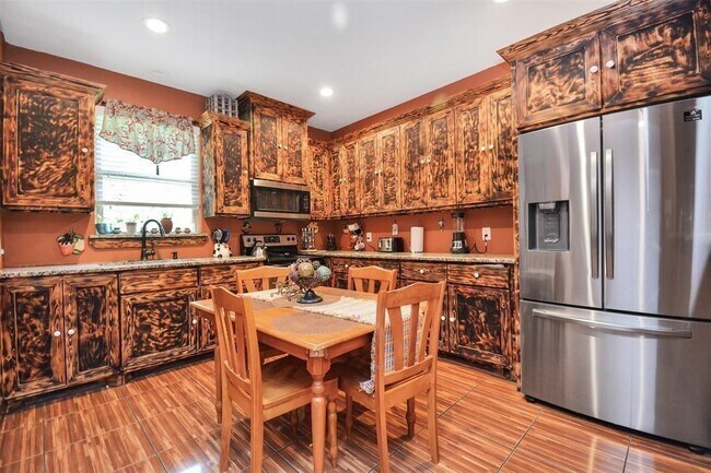 Foto del edificio - 11361 Amber Park Dr