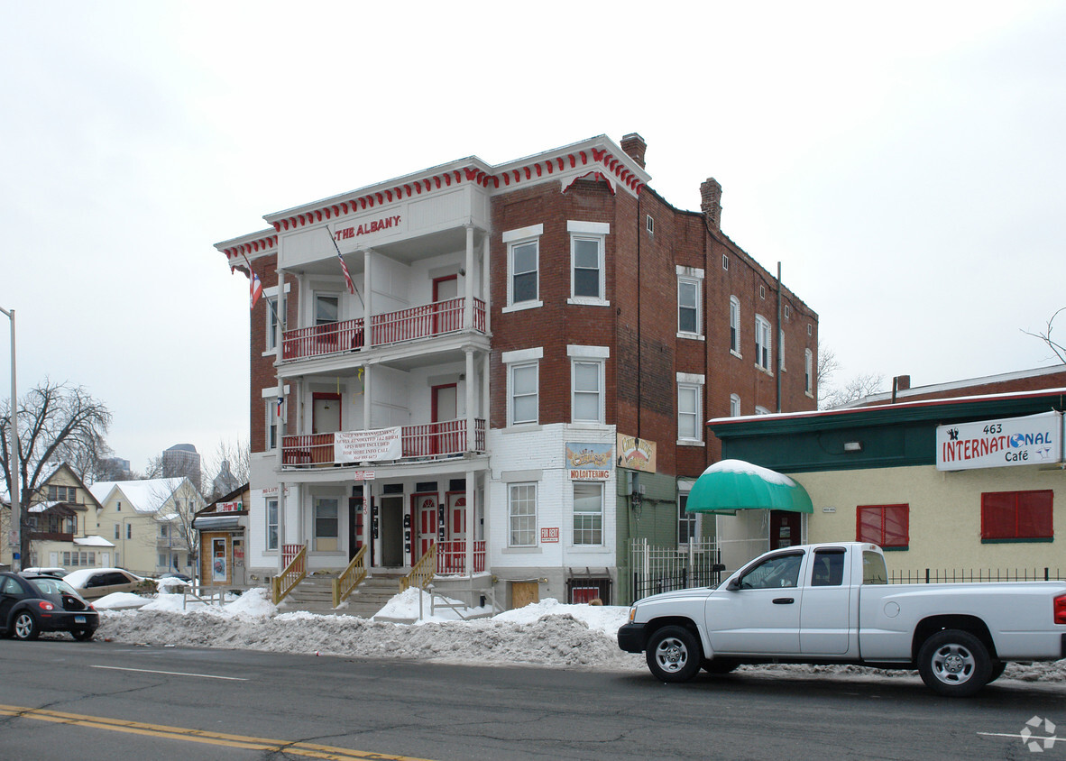 Building Photo - The Albany