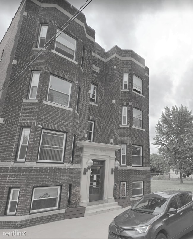 Building Photo - 1533 Ash St