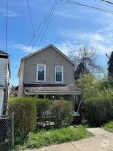 Building Photo - 340 W 12th Ave