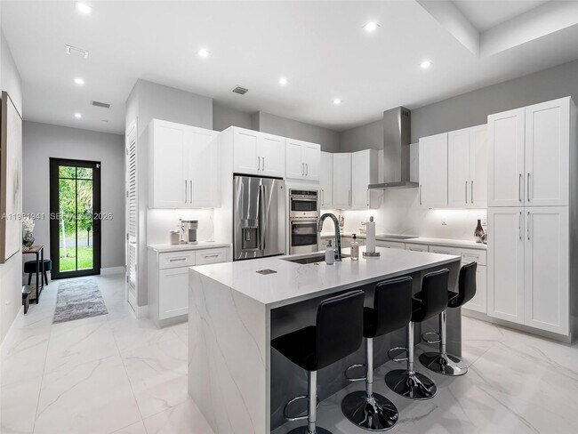 Foto del edificio - 1484 SW 32nd St